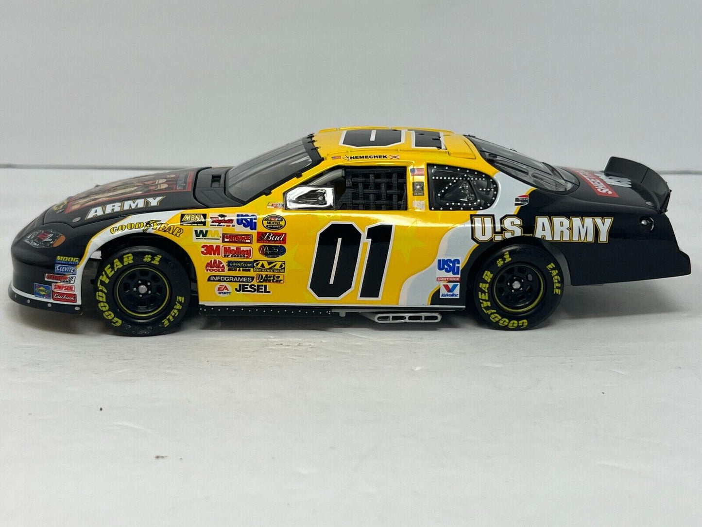 Action Nascar #1 Joe Nemechek U.S. Army Monte Carlo BANK 1:24 Diecast 1 of 300#