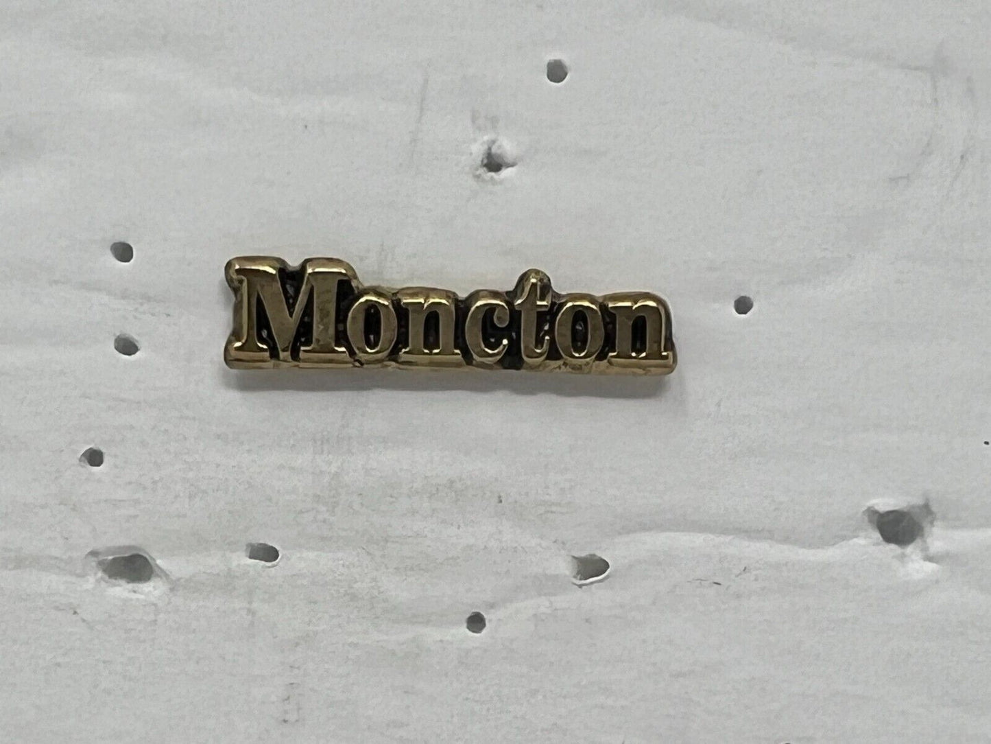 City of Moncton New Brunswick Souvenir Cities & States Lapel Pin SP6 V12