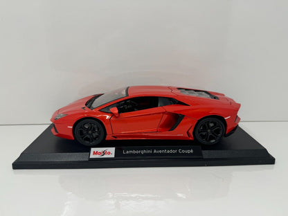 Maisto Lamborghini Aventador Coupe Special Edition 1:18 Diecast