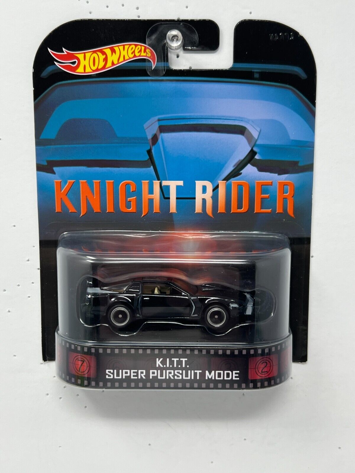 Hot Wheels Retro Entertainment Knight Rider K.I.T.T. Super Pursuit 1:64 Diecast