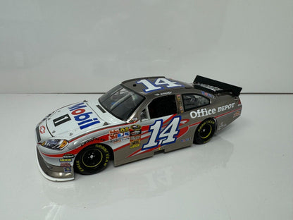 Action Nascar #14 Tony Stewart Mobil 1 2011 Impala Brushed Metal 1:24 Diecast