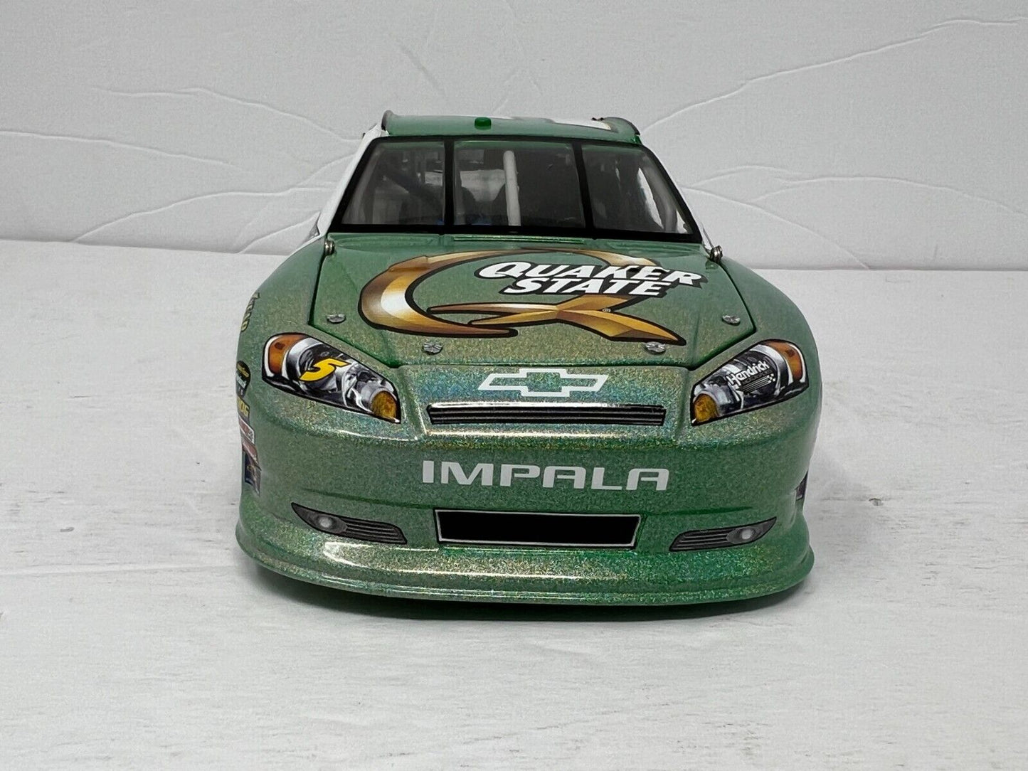 Action Nascar #5 Mark Martin Quaker State Flashcoat Color Impala 1:24 Diecast