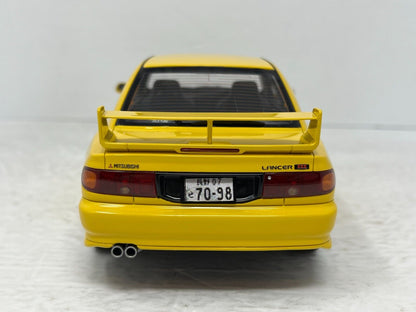 Otto Mobile 1995 Mitsubishi Lancer Evo III Yellow 1:18 Resin Model