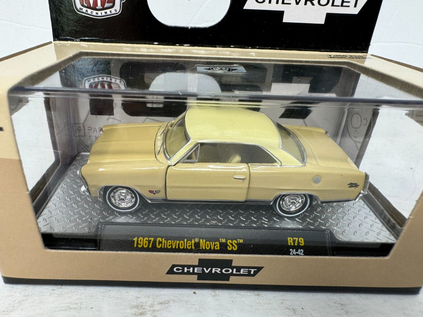 M2 Machines 1967 Chevrolet Nova SS 1:64 Diecast