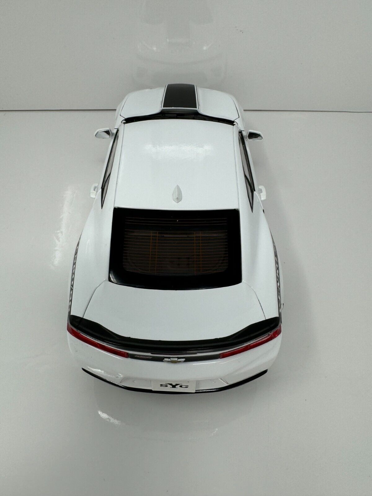 Autoworld 2018 Chevy Camaro Yenko Stage II Limited Edition 1:18 Diecast 1 / 702