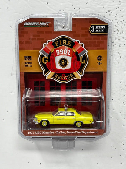 Greenlight Fire & Rescue 1977 AMC Matador 1:64 Diecast