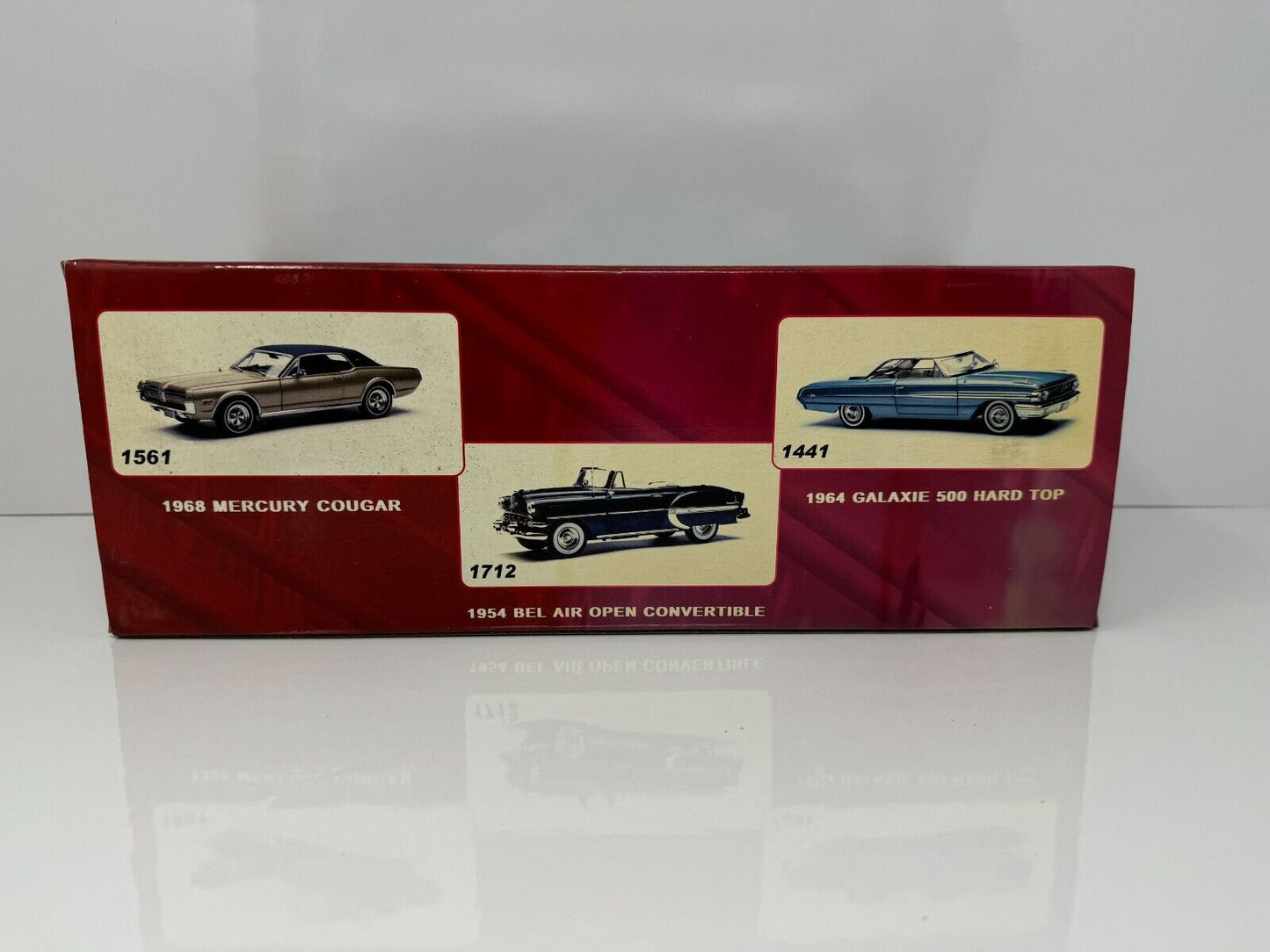 Sun Star 1963 Ford Galaxie 500 1:18 Diecast