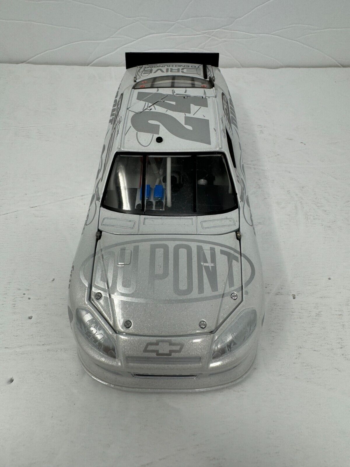 Lionel Nascar #24 Jeff Gordon Dupont Ice 2011 Chevy Impala 1:24 Diecast