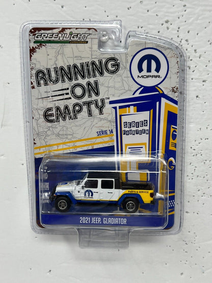 Greenlight Running on Empty 2021 Jeep Gladiator 1:64 Diecast