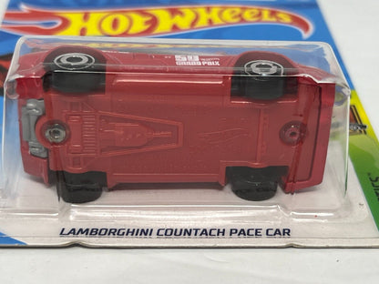 Hot Wheels HW Exotics Lamborghini Countach Pace Car 1:64 Diecast