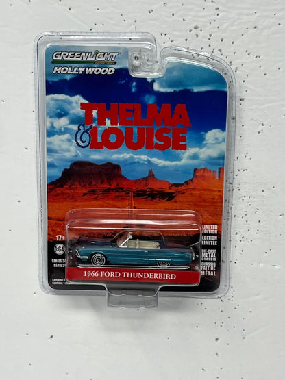 Greenlight Hollywood Thelma & Louise 1966 Ford Thunderbird 1:64 Diecast