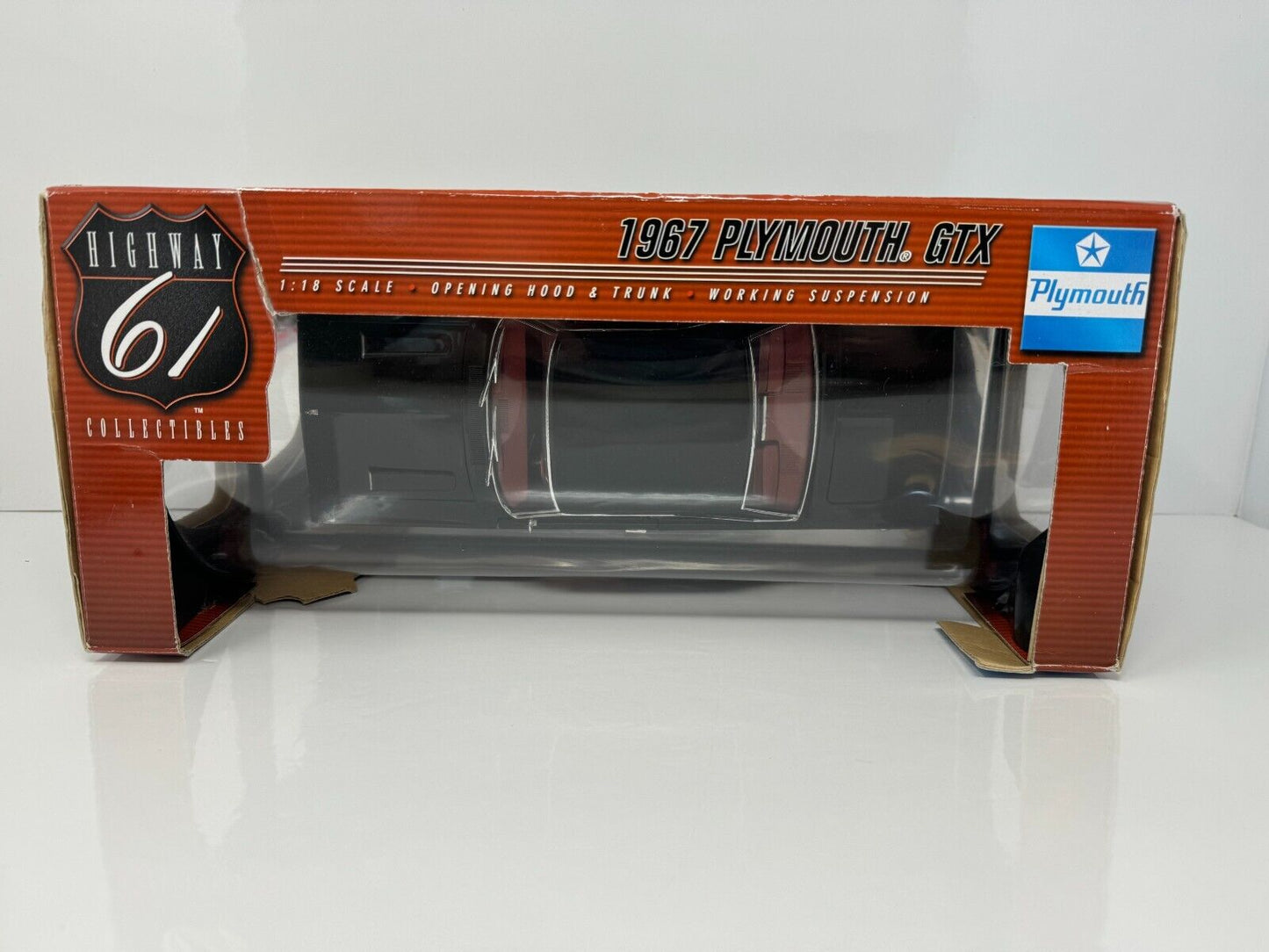 Highway 61 Collectibles 1967 Plymouth GTX 1:18 Diecast