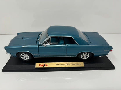 Maisto 1965 Pontiac GTO Hurst Special Edition 1:18 Diecast Blue Color