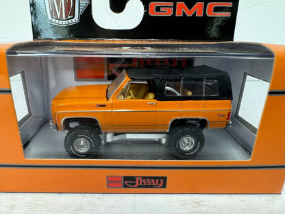 M2 Machines 1973 GMC Jimmy Sierra 4x4 1:64 Diecast