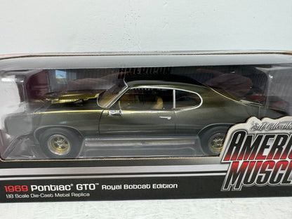 Auto World American Muscle 1969 Pontiac GTO Royal Bobcat 1:18 Diecast