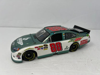 Lionel Nascar #88 Dale Earnhardt Jr. AMP Energy '11 Chevy Flashcoat 1:24 Diecast