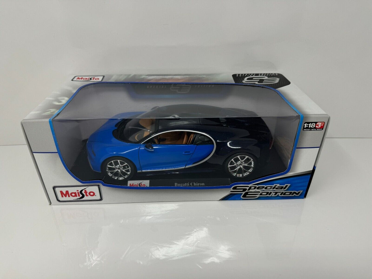 Maisto Bugatti Chiron Special Edition 1:18 Diecast Blue Color