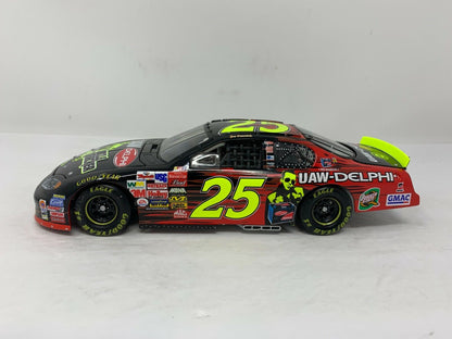 Action Nascar #25 Joe Nemechek UAW Delphi Uncle Kracker Monte Carlo 1:24 Diecast