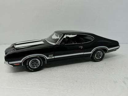 Exact Details Replicas 1971 Oldsmobile 442 W-30 1:18 Diecast