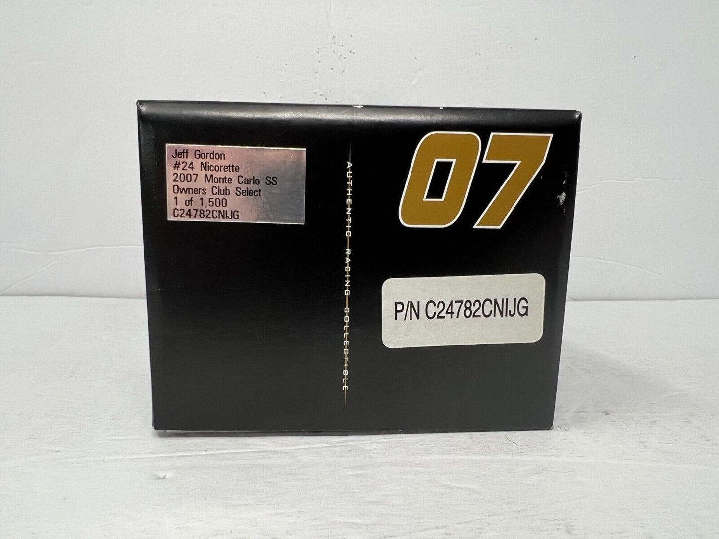 Action Nascar  #24 Jeff Gordon Owners Select Nicorette Monte Carlo 1:24 Diecast