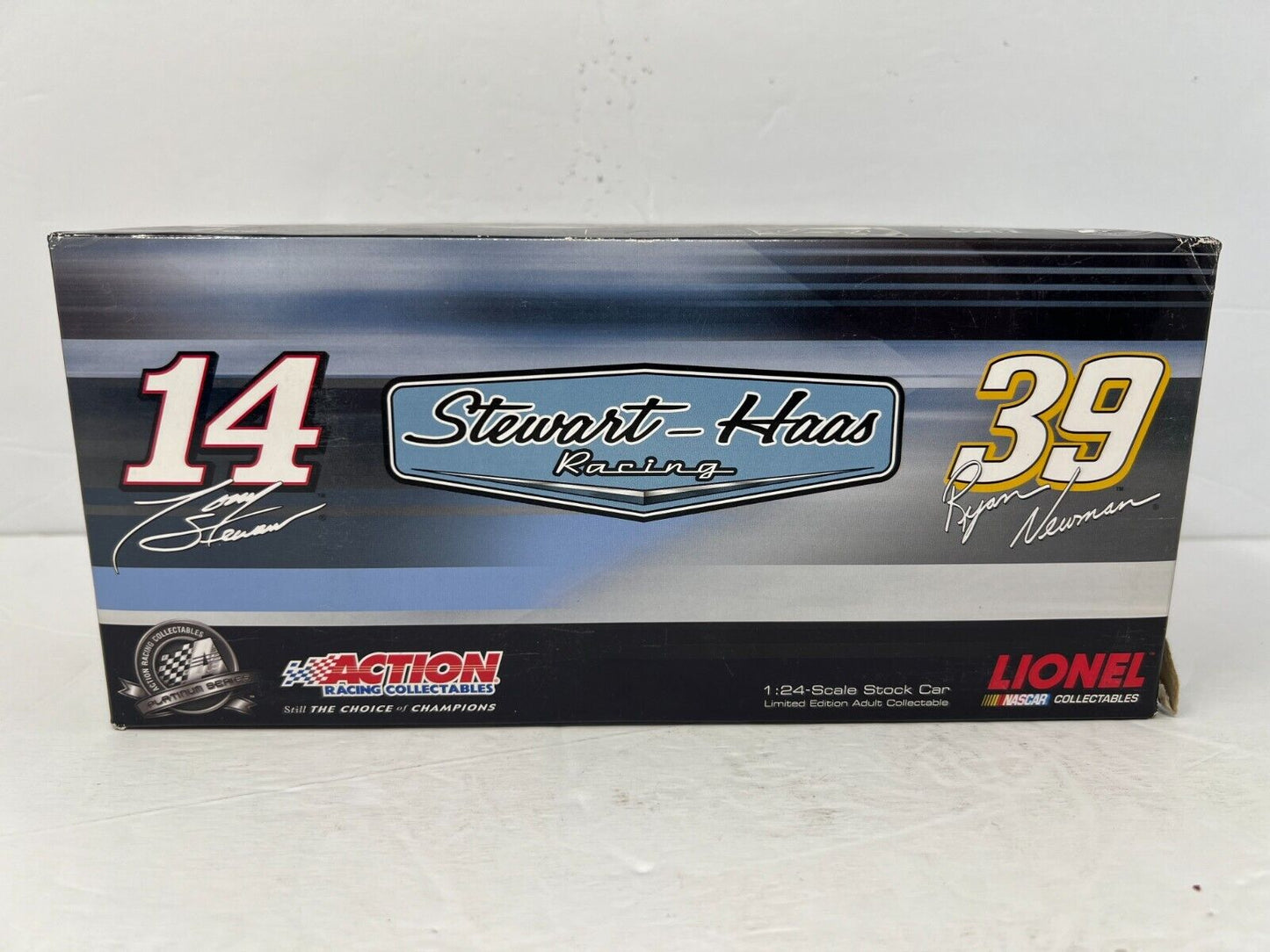 Lionel Nascar #14 Tony Stewart Office Depot 2011 Impala Flashcoat 1:24 Diecast