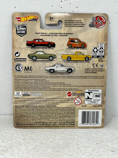 Hot Wheels Premium Japan Historics 3 Nissan Skyline RS (KDR30) 1:64 Diecast