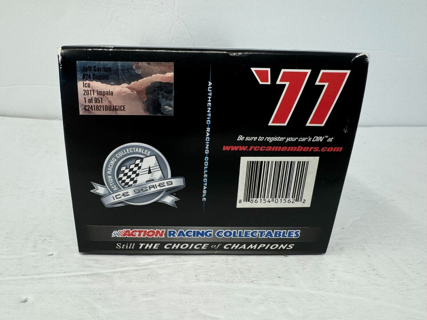 Lionel Nascar #24 Jeff Gordon Dupont Ice 2011 Chevy Impala 1:24 Diecast