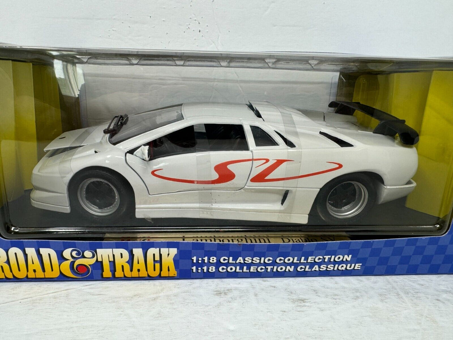 Maisto Road & Track Lamborghini Diablo SV 1:18 Diecast