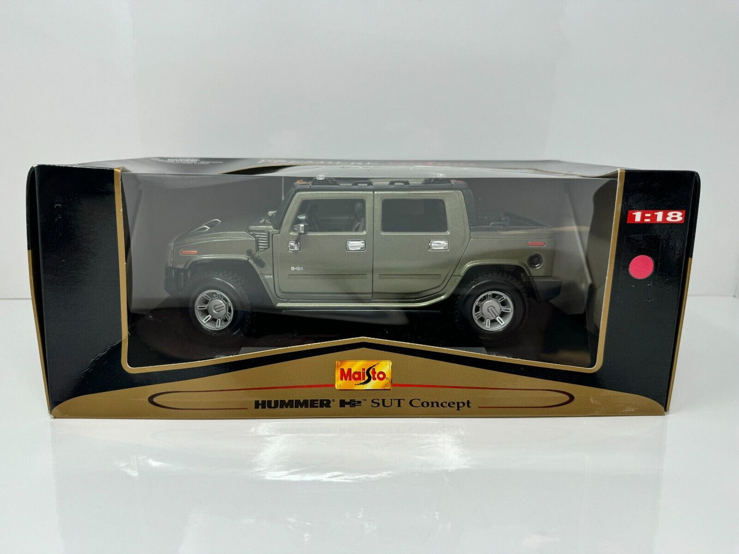 Maisto Hummer H2 SUT Concept Premiere Edition 1:18 Diecast