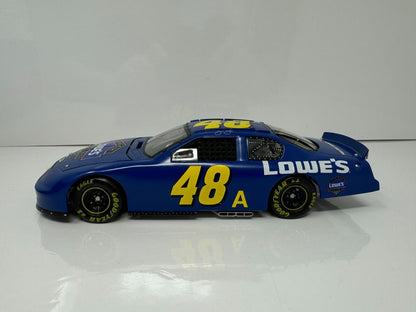 Action Nascar Elite #48 Jimmie Johnson Lowe's Test Car Crew Chief 1:24 Diecast