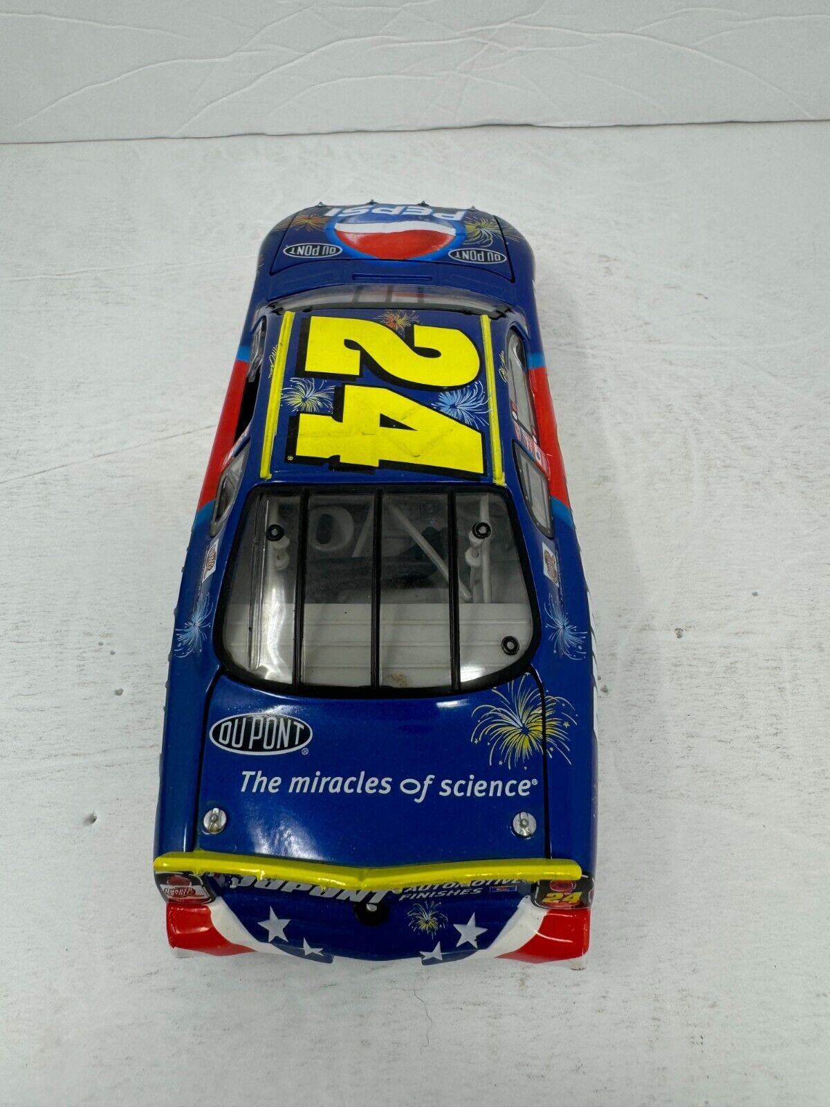 Action Nascar #24 Jeff Gordon DuPont Pepsi Daytona Chevy 1:24 Diecast