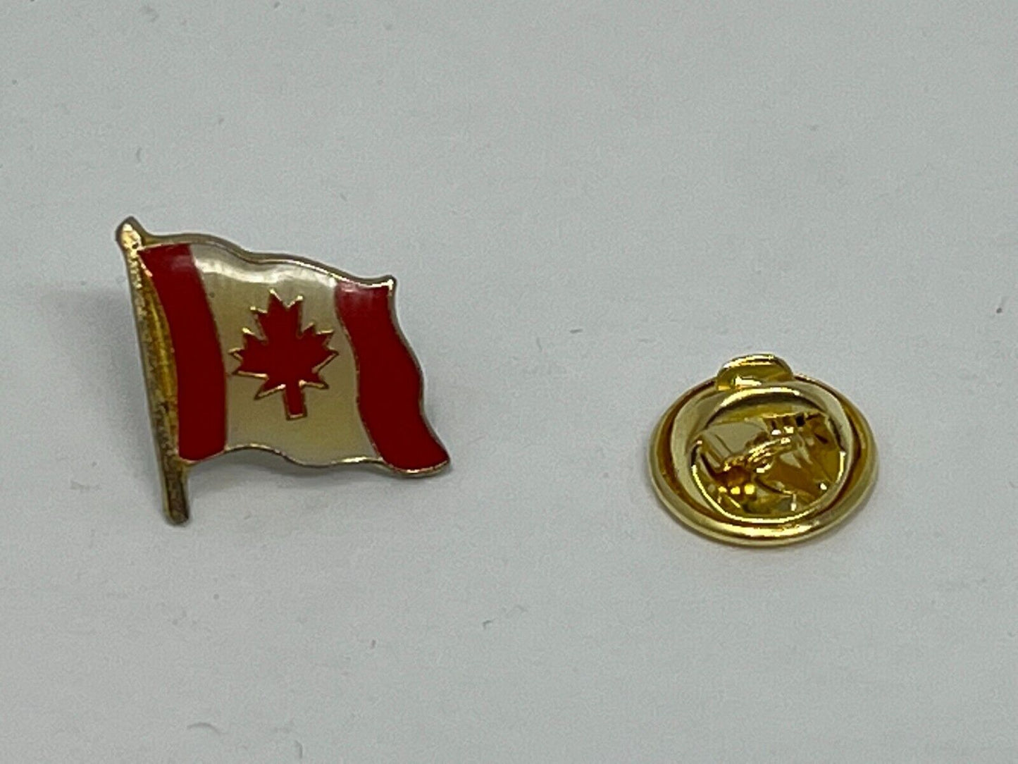 Canadian Flag Patriotic Lapel Pin P1