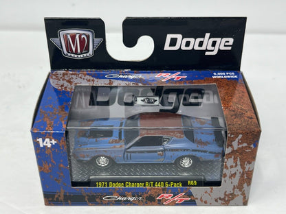 M2 Machines 1971 Dodge Charger RT 440 6-Pack 1:64 Diecast