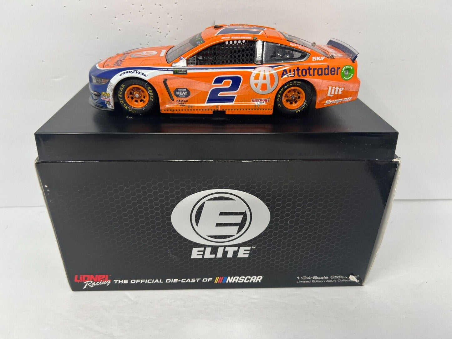 Lionel Racing Elite NASCAR #2 Brad Keselowski Atlanta Raced Win Mustang 1:24 Diecast