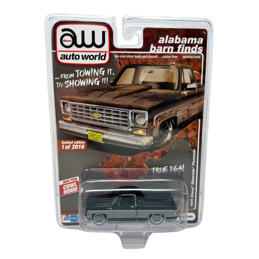 Auto World Alabama Barn Finds 1975 Chevy Silverado Fleetside CLEAN 1:64 Diecast