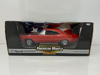 Ertl American Muscle 1969 Plymouth Roadrunner 1:18 Diecast