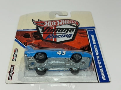 Hot Wheels Vintage Racing Richard Petty's 1970 Plymouth Superbird 1:64 Diecast