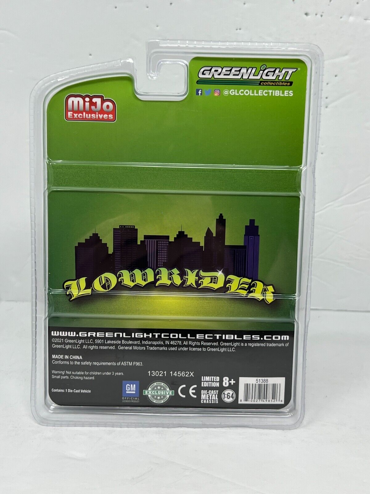 Greenlight Mijo Exclusives Lowrider 1982 Chevrolet Monte Carlo 1:64 Diecast