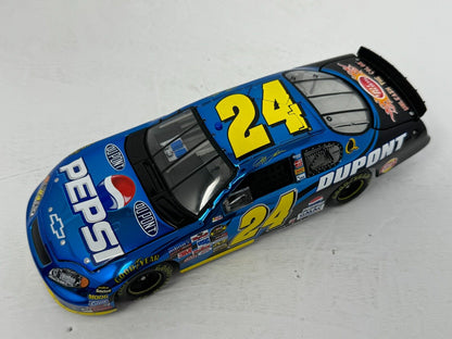 Action Nascar #24 Jeff Gordon Pepsi 2005 Monte Carlo Color Chrome 1:24 Diecast