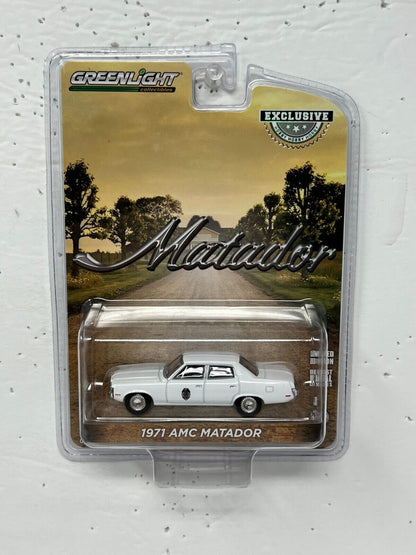 Greenlight Hobby Exclusive Matador 1971 AMC Matador 1:64 Diecast White