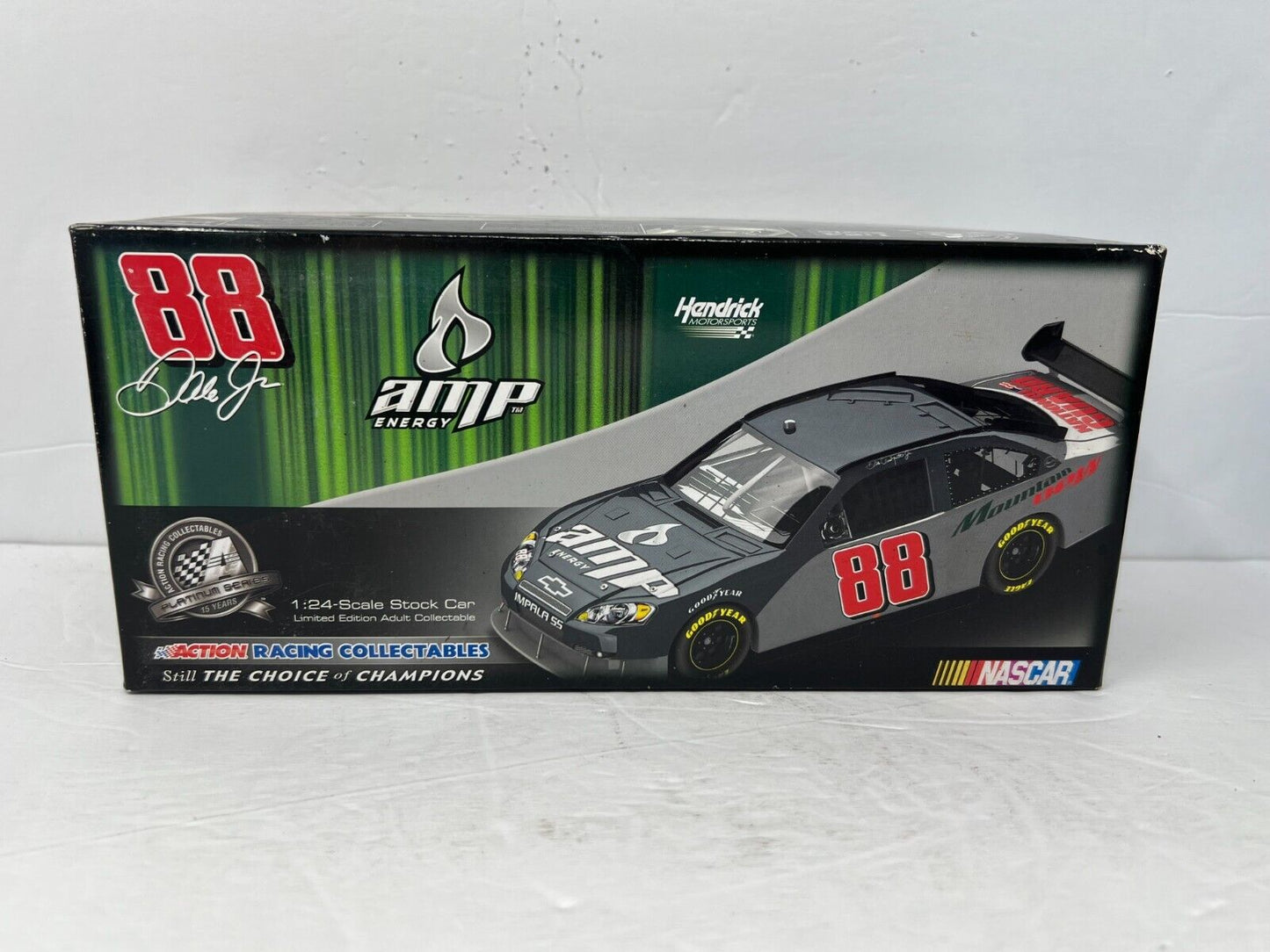 Action Nascar #88 Dale Earnhardt Jr. Amp Energy  Mt. Dew Test Car 1:24 Diecast