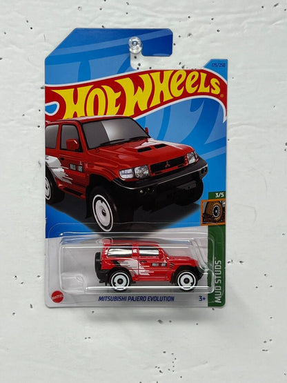 Hot Wheels 2004 Mud Studs Mitsubishi Pajero Evolution JDM 1:64 Diecast