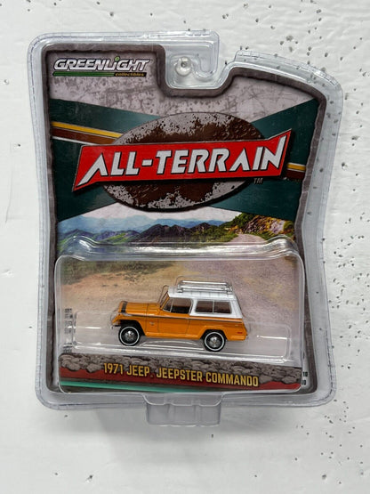 Greenlight All-Terrain 1971 Jeep Jeepster Commando 1:64 Diecast Version 2