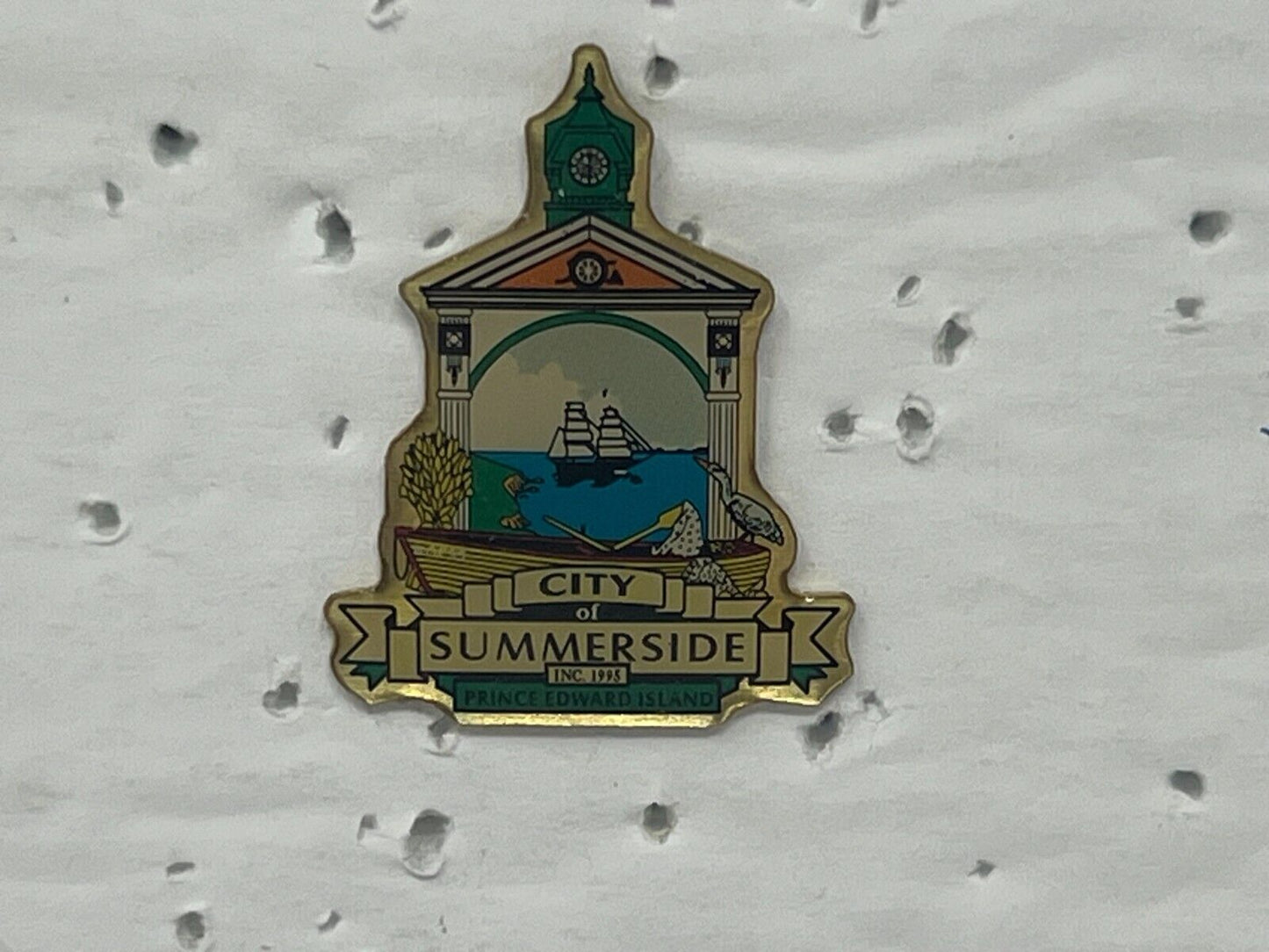 Prince Edward Island PEI Souvenir Cities & States Lapel Pin SP4 V3