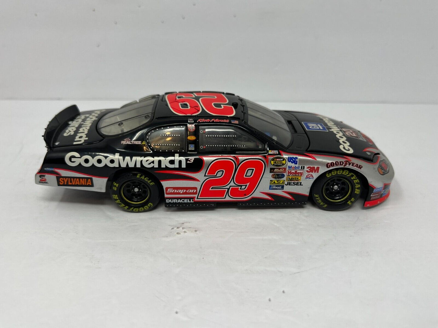 Action Nascar #29 Kevin Harvick Goodwrench GM Dealers (1 of 2,700#) 1:24 Diecast