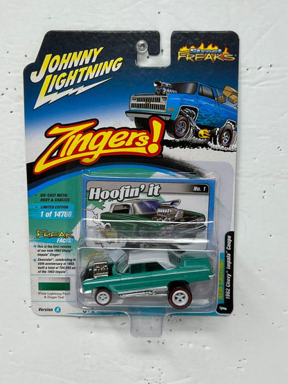 Johnny Lightning Zingers! 1962 Chevy Impala Coupe 1:64 Diecast