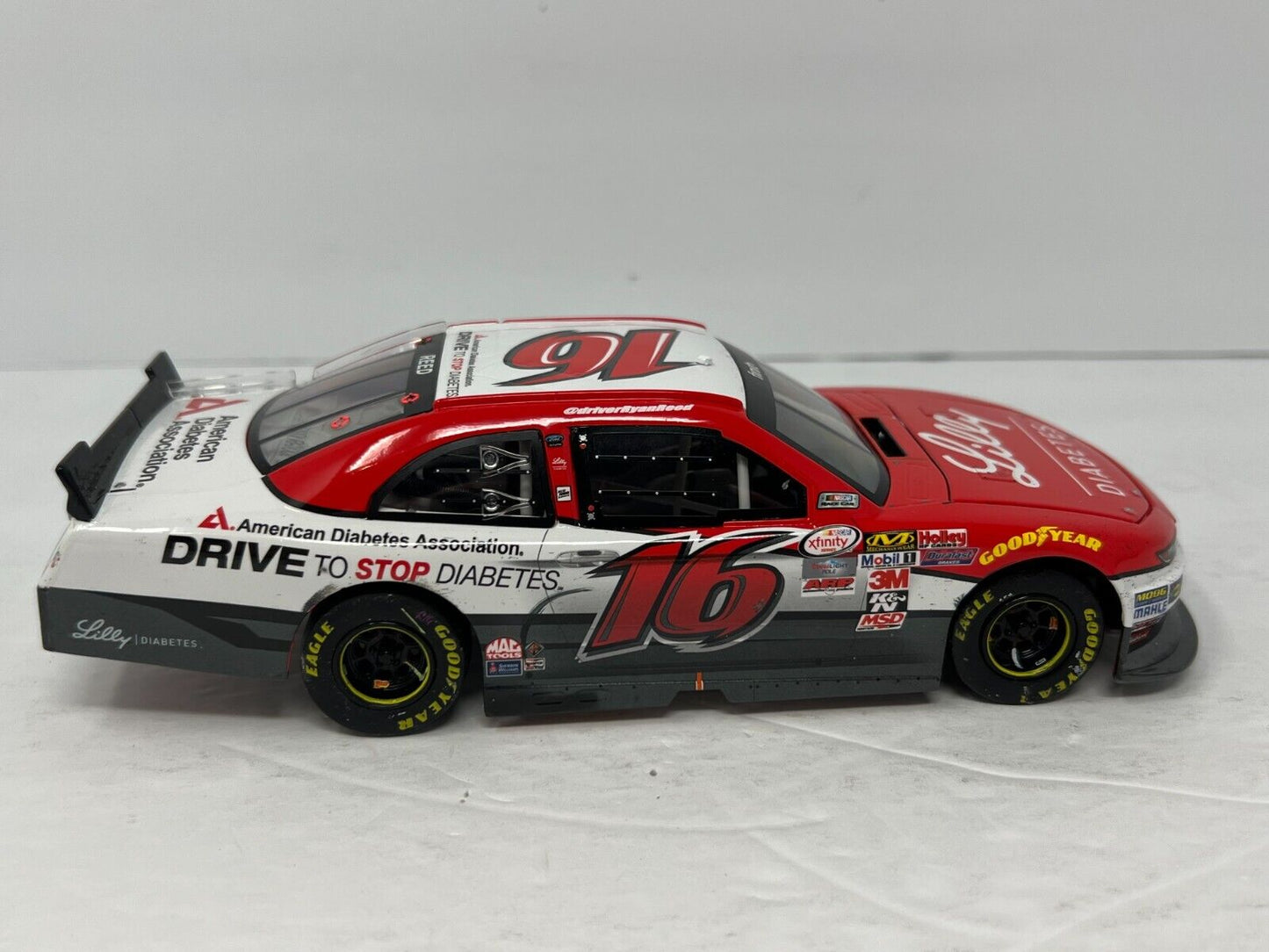 Lionel Nascar #16 Ryan Reed Diabetes Association Lilly 2015 Mustang 1:24 Diecast