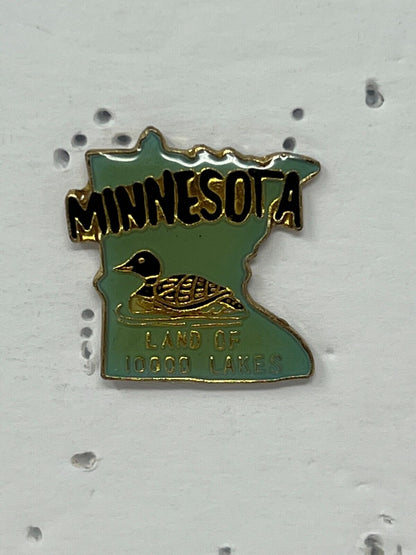 Minnesota Land of 10,000 Lakes Cities & States Lapel Pin P1