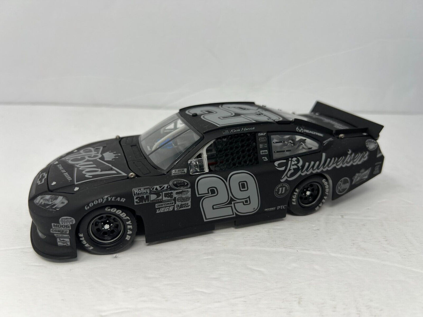 Lionel Nascar #29 Kevin Harvick Budweiser 2011 Impala ARC Stealth 1:24 Diecast