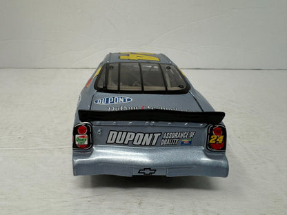 Action Nascar #24 Jeff Gordon DuPont NASCAR 2000 Chevy Monte Carlo 124 Diecast